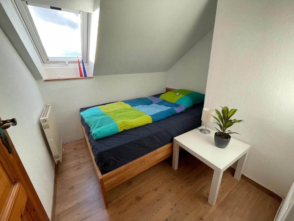 Ferienwohnung An Der Romantischen Strasse Direkt A3 Und A81 Eisingen  Exterior photo